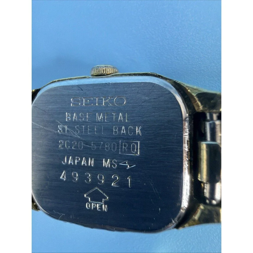 Vintage Seiko Women’s Watch Gold Tone Beautiful Condition New Battery